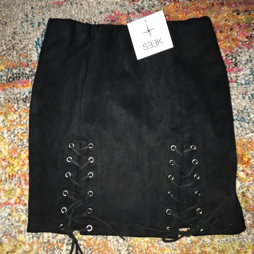 SEEK THE LABEL NOT WORN SKIRT